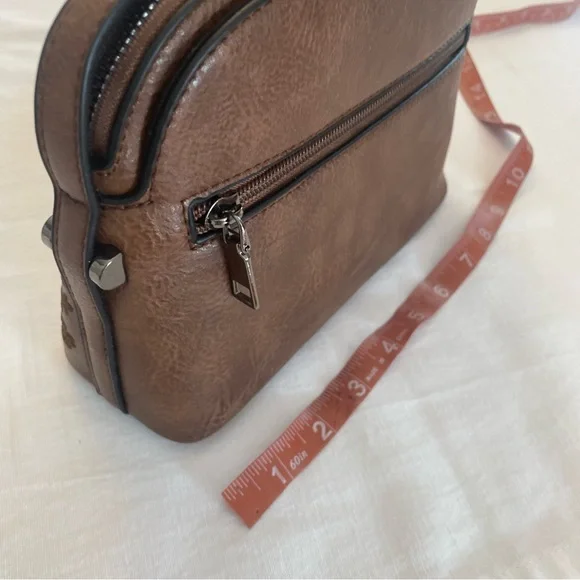 Sam & Hadley Embroidered Dome Cross Crossbody NWT - Picture 5 of 6